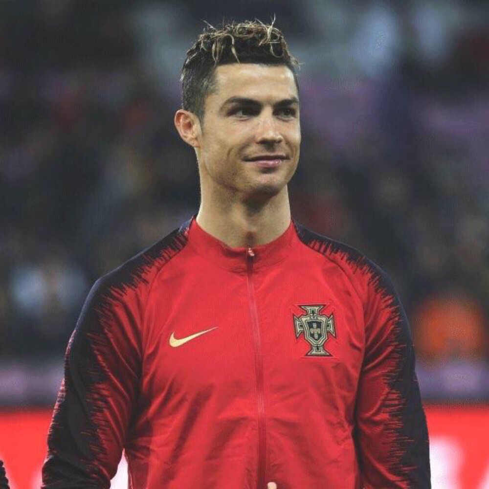 篮球勇士球员训练营表现亮眼（勇士队球员在训练营中表现出色）