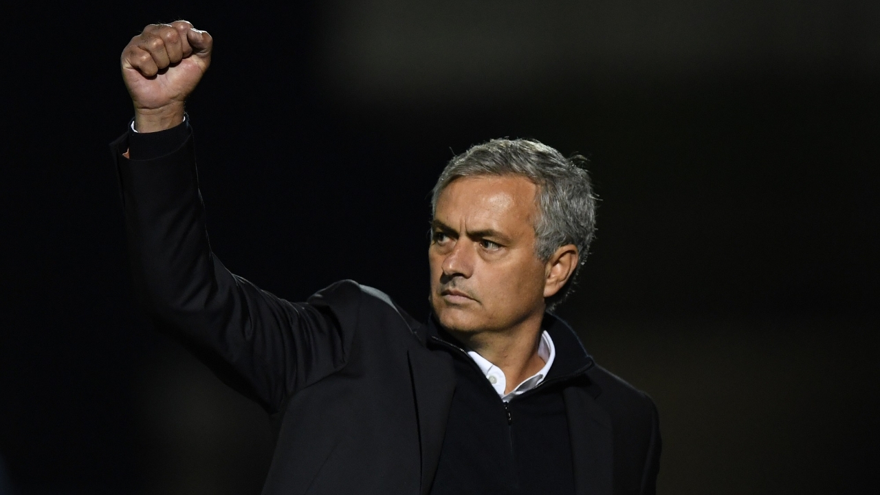 随着水晶宫2-1，西汉姆1-1，英超最新积分榜出炉：大黑马逼近榜首（英超积分更新：水晶宫2-1告捷、西汉姆1-1，大黑马紧逼榜首）