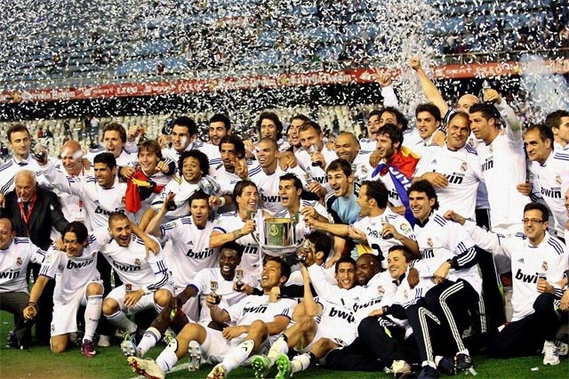 CCTV5+直播曼城vs桑德兰：福登脚头正热 曼城以攻代守全取3分（CCTV5+直播曼城对阵桑德兰：福登状态火热，曼城以攻制守力取三分）