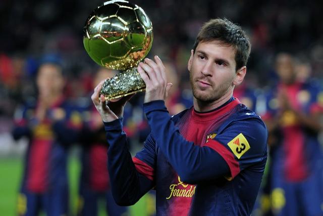 记者：热刺预计提前召回梁民革，球员将会外租至更适合的球队（记者：热刺计划提前召回梁民革，随后租借至更匹配的下家）