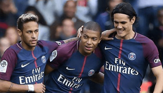 缺阵期间在板凳指挥对你领导力有帮助吗？杰威：他们根本不听（缺阵坐板凳指挥能提升领导力？杰威：他们根本不听）