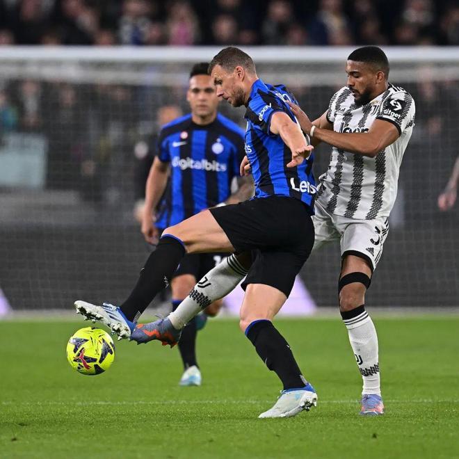 西甲赛场破门，巴尔德吉斩获巴萨生涯处子球（巴尔德吉西甲破门，收获巴萨生涯首球）